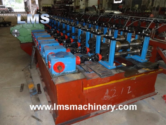 rollo del panel del estante de lms que forma la máquina