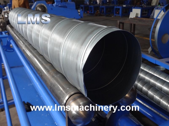 Tubo Espiral Que Forma La Máquina