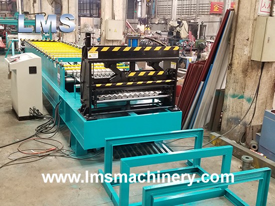 Máquina Perfiladora De Tejas De Techo Corrugado De Metal LMS