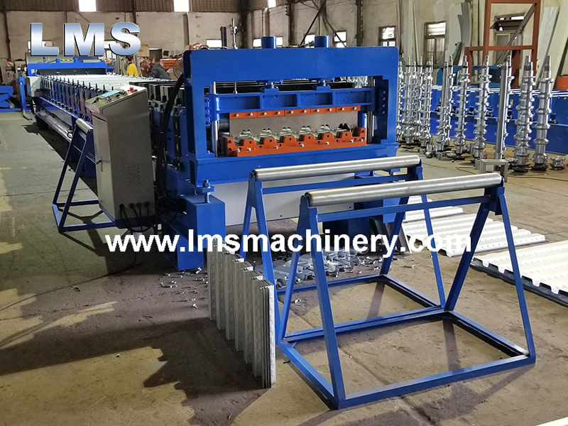 Máquina Formadora De Rollos De Plataforma De Piso De Metal